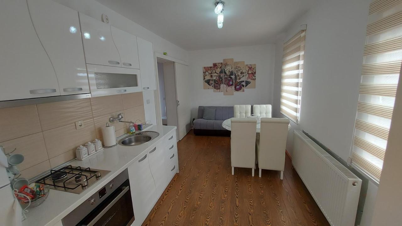 Exclusive Appartement Paraćin Buitenkant foto