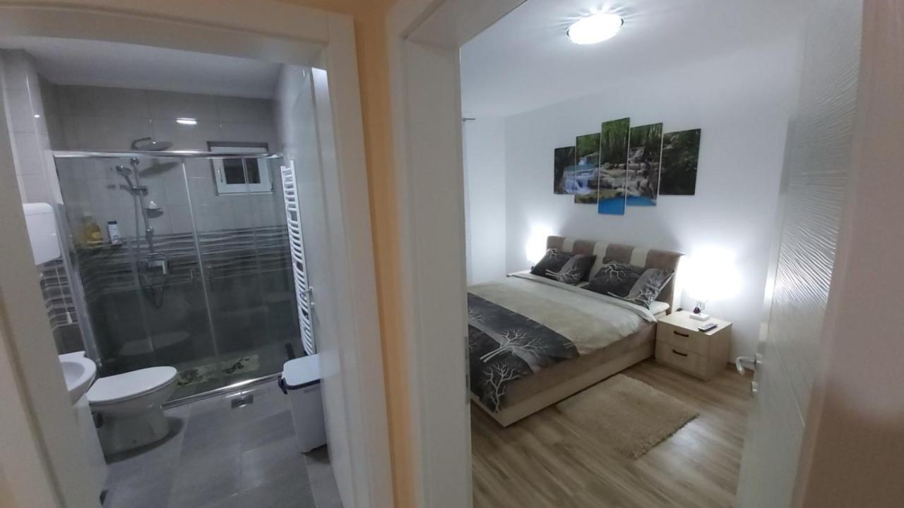 Exclusive Appartement Paraćin Buitenkant foto