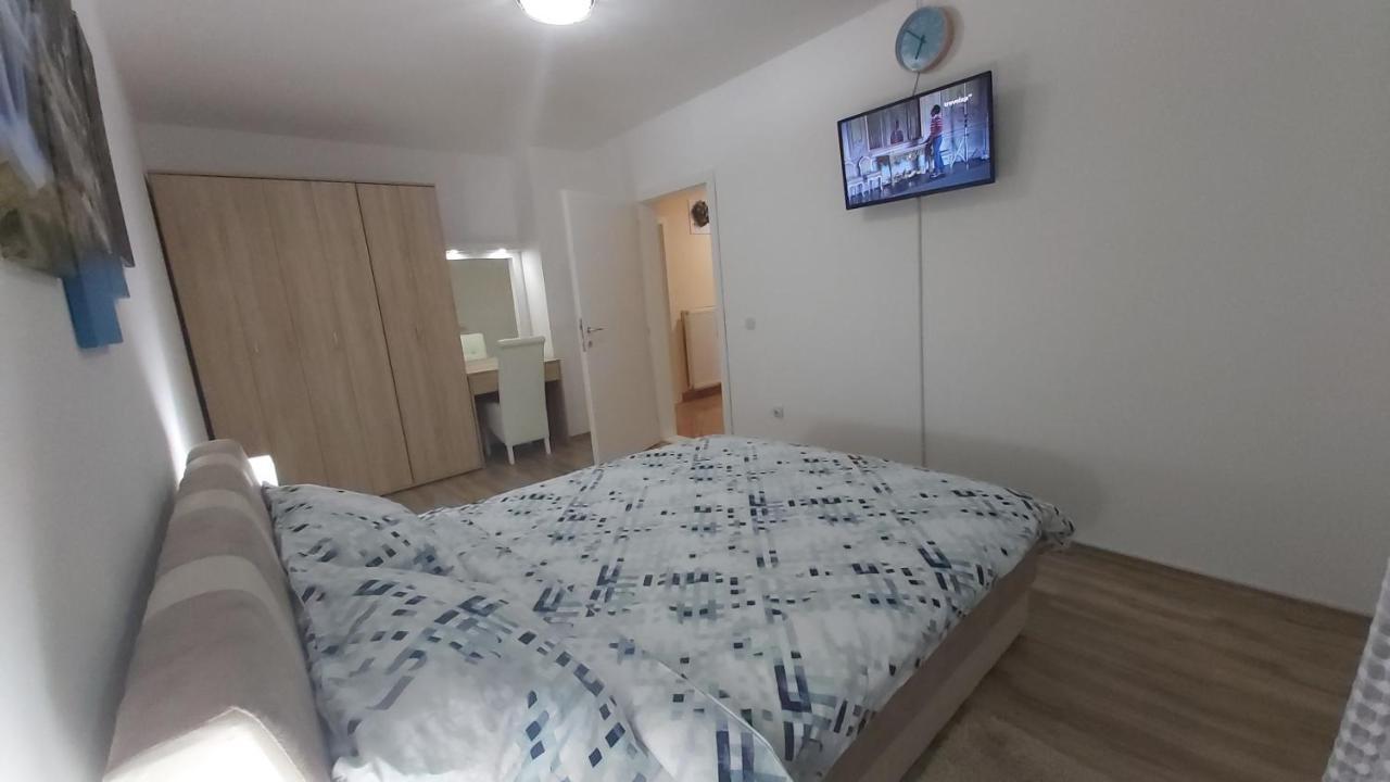 Exclusive Appartement Paraćin Buitenkant foto