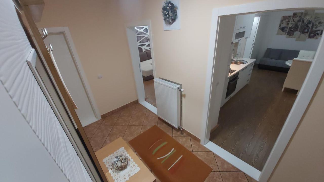 Exclusive Appartement Paraćin Buitenkant foto