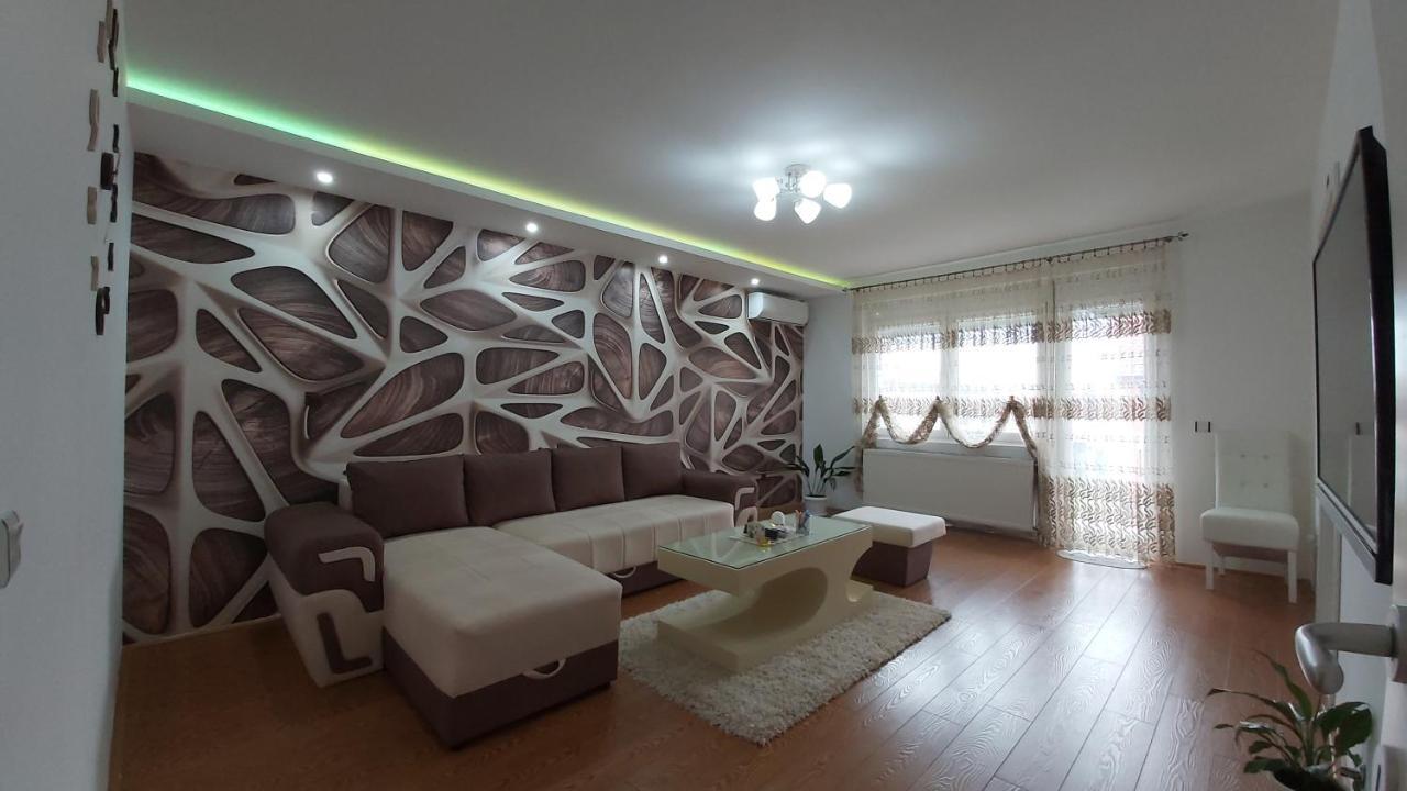 Exclusive Appartement Paraćin Buitenkant foto